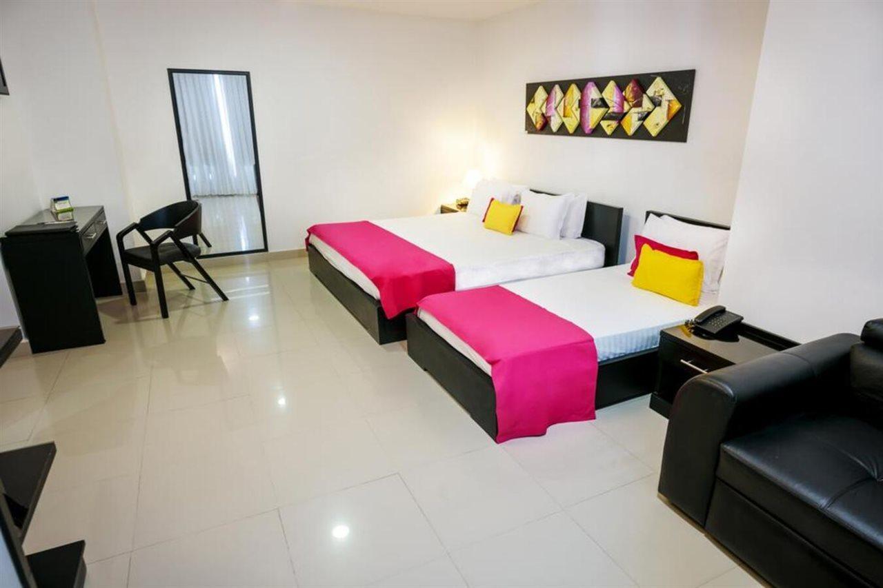 Cartagena Hotel Atlantic Lux מראה חיצוני תמונה